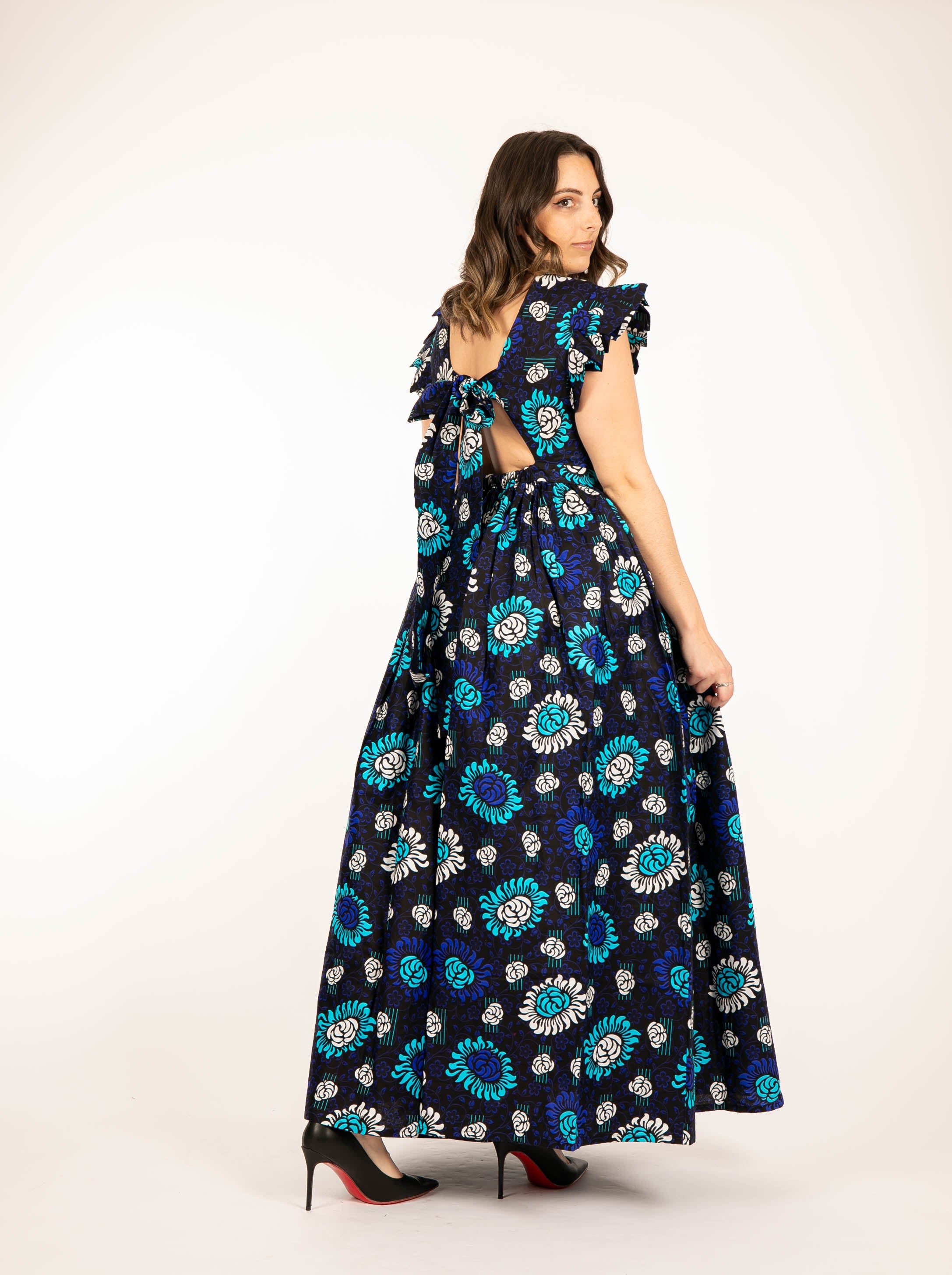 Temad collections Guapa African print ankara maxi dress, Stylish African print dresses, Modern African dresses, Ankara dress for ladies, Latest Ankara dresses, Long Ankara dresses, ankara dresses Uk, Ankara dresses styles, stylish Ankara dresses, beautiful African dresses, African Ankara dresses for ladies, African dresses styles, ankara print, ankara maxi dresses, Ankara midi dresses, African print bow dresses, African square sleeves dress, African midi dress, African short sleeves dress