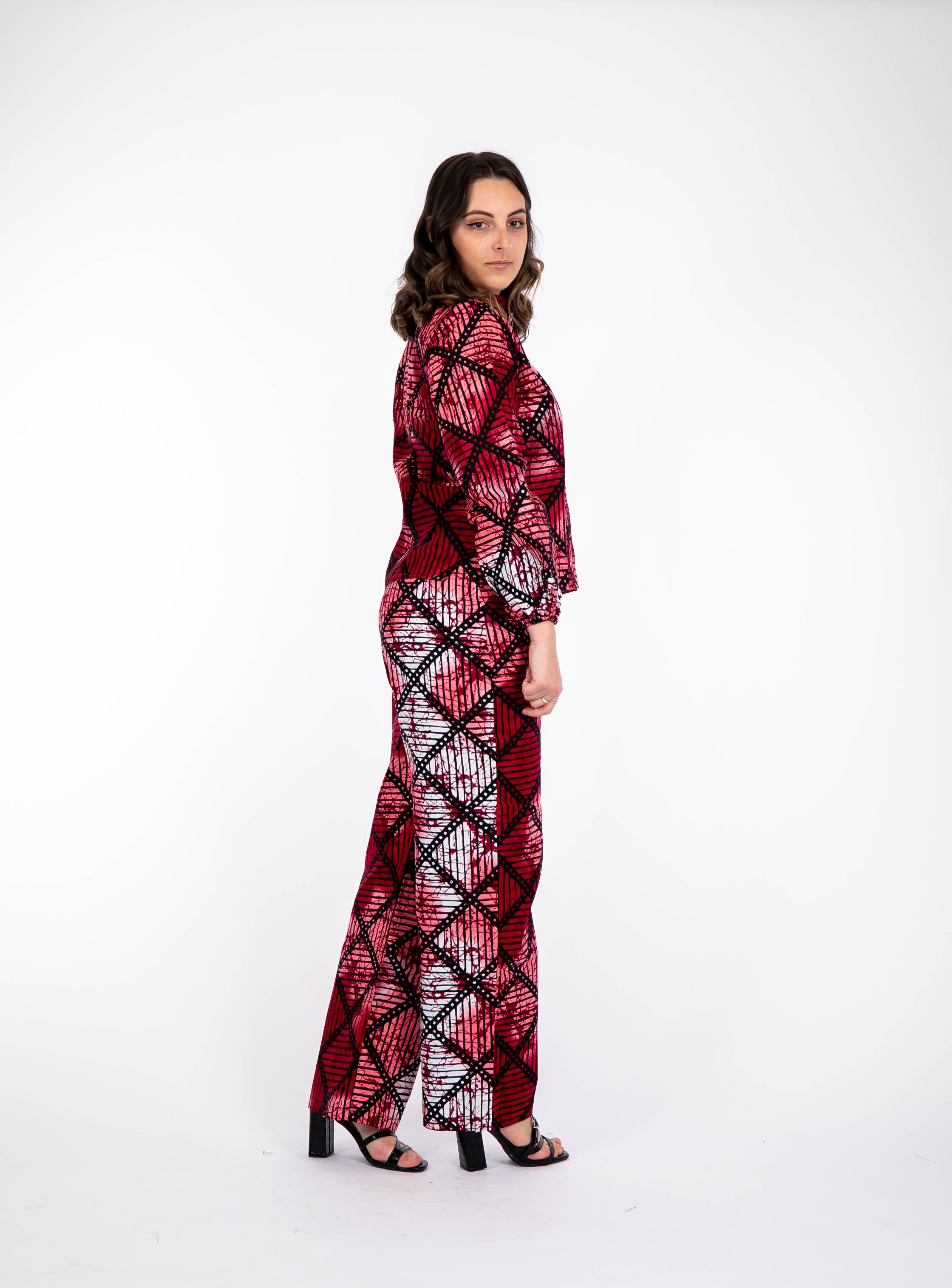 Temad collections Tesoro african print ankara kimono palazzo, Stylish African print bottoms and tops, African print Ankara fabric, African trousers, African shirt , African blouse , African print casual palazzo , African shirt for ladies, African flared trousers, Ankara palazzo, Ankara shirt, Ankara shirt, latest Ankara shirt, african palazzo and tops, stylish african shirt, red shirt, blue shirt