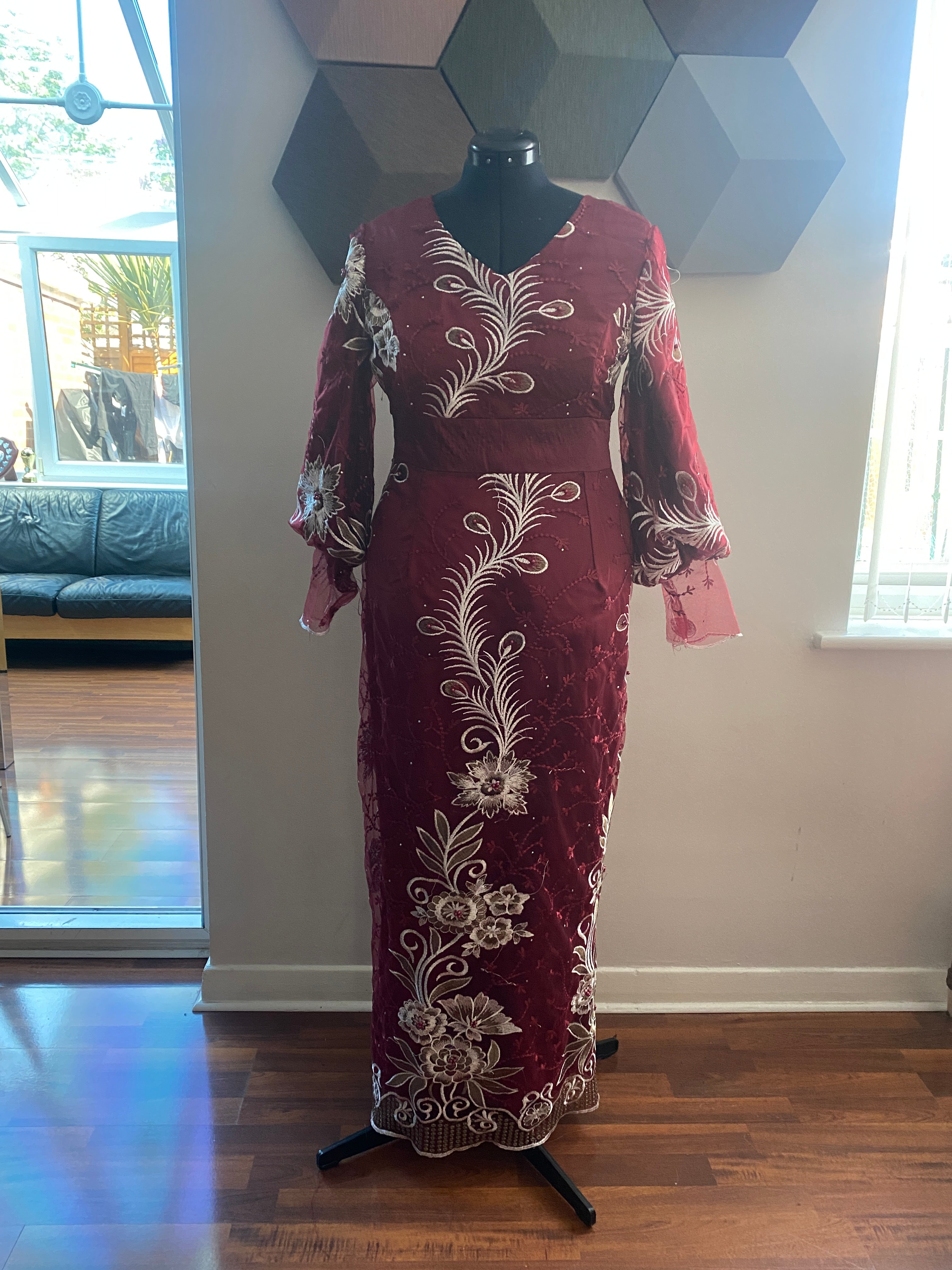 Burgundy lace fitted dress