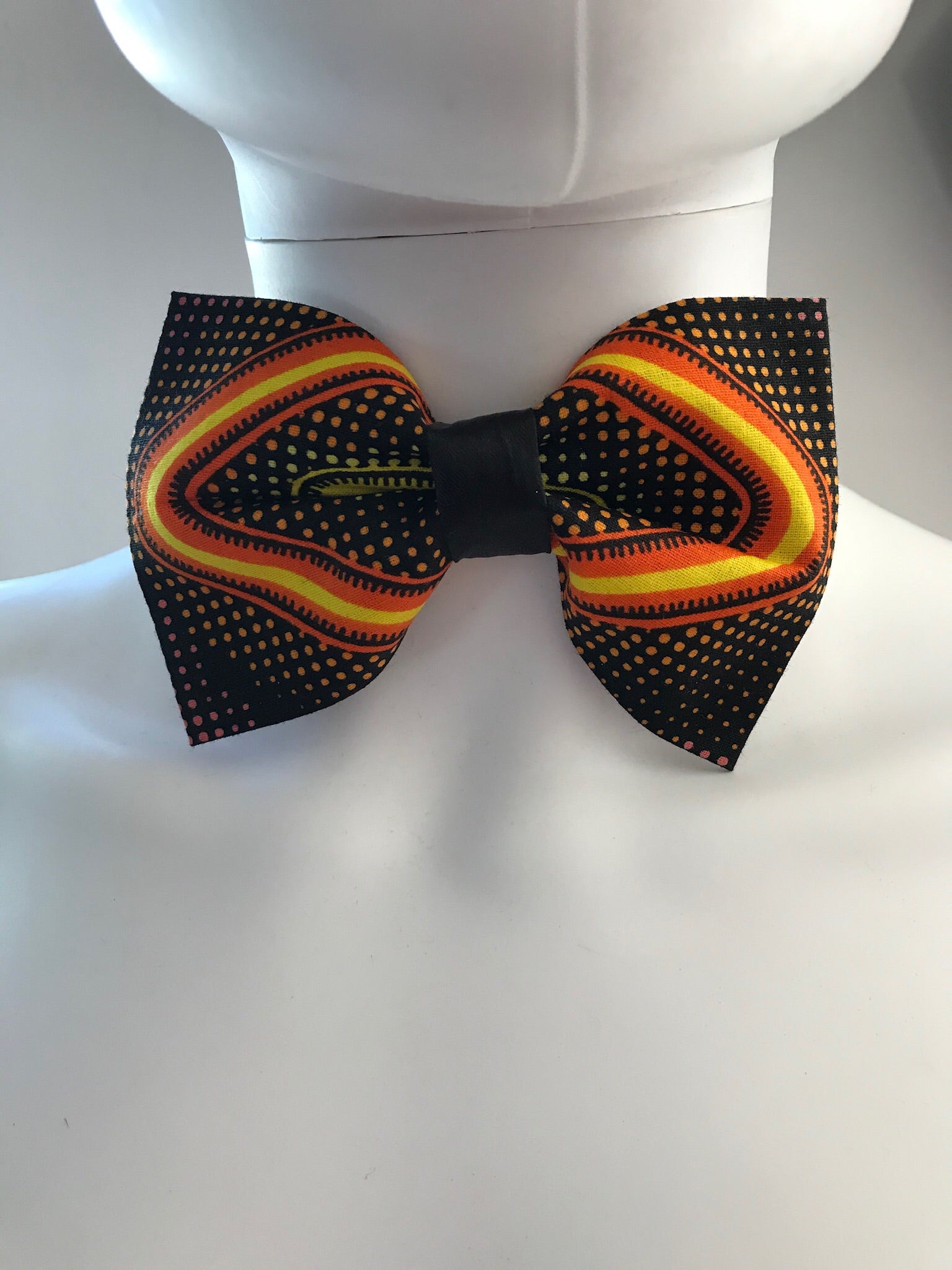 Y100R African print Ankara bow tie