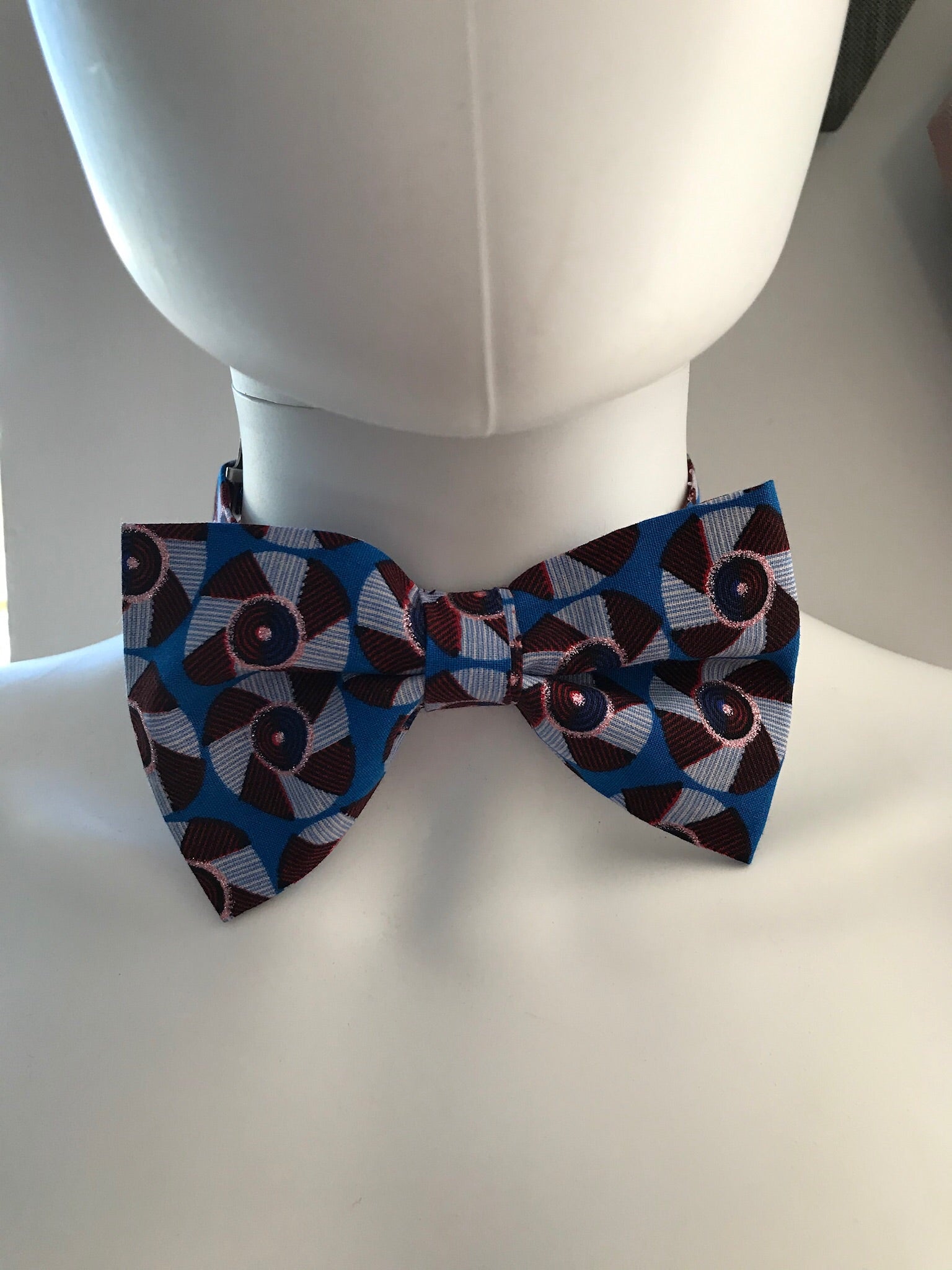 B120R African print Ankara bow tie